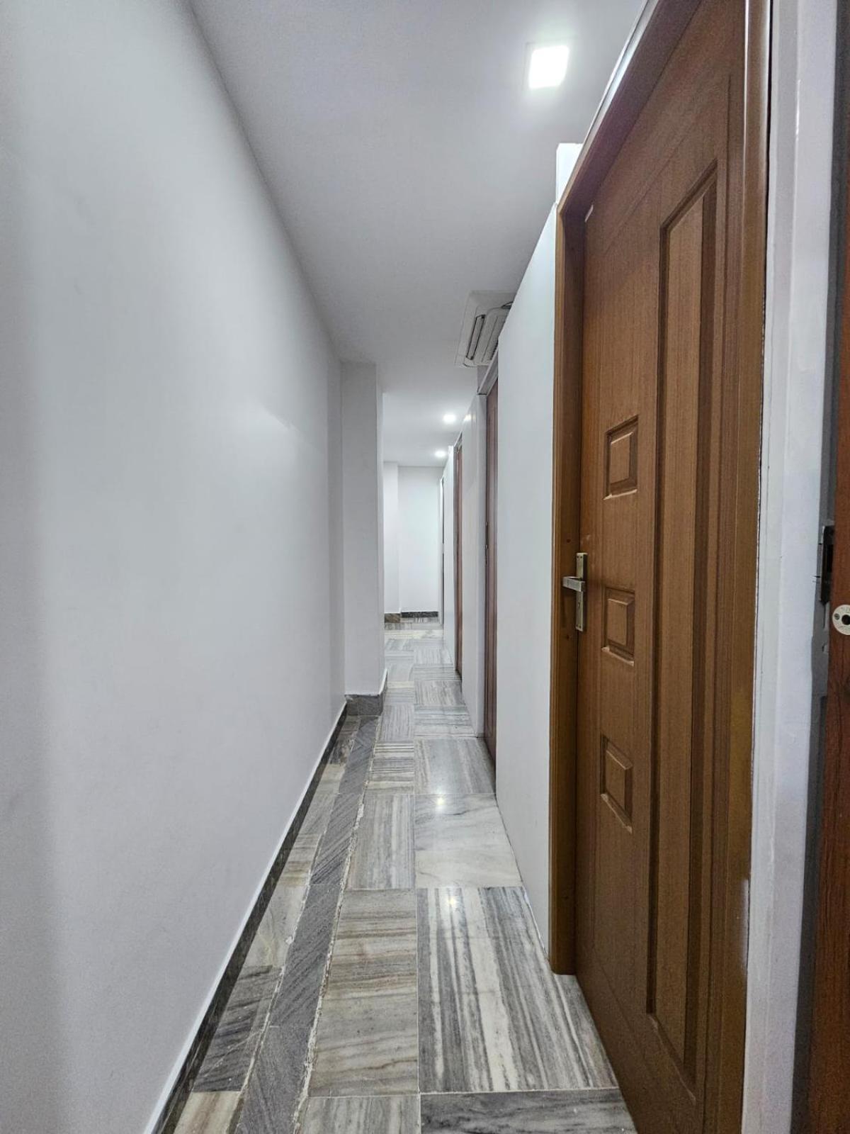 Lowfare Dormitory Kozhikode Dış mekan fotoğraf