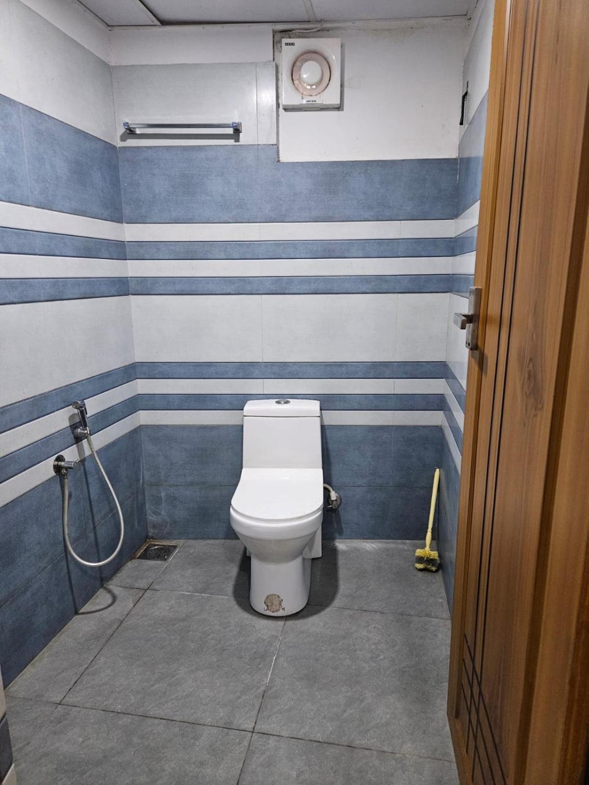 Lowfare Dormitory Kozhikode Dış mekan fotoğraf