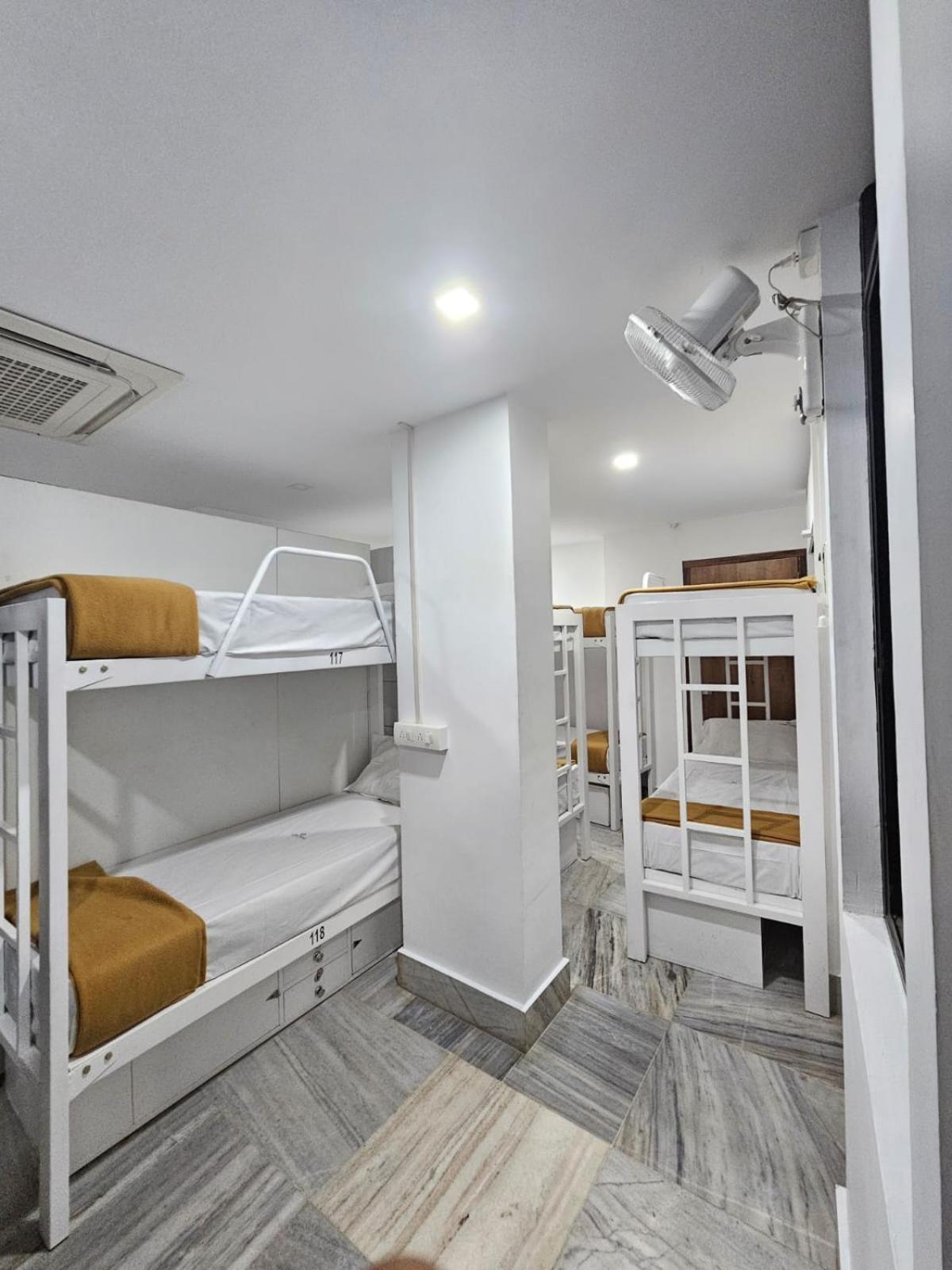 Lowfare Dormitory Kozhikode Dış mekan fotoğraf